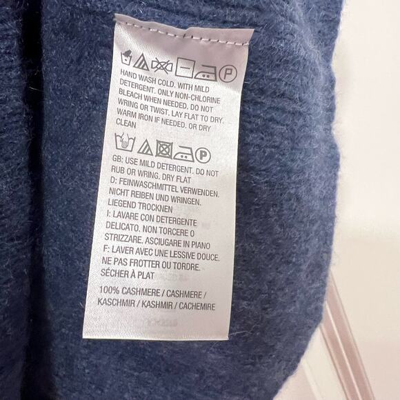 Isaac Mizrahi Live Women's 100% Cashmere Sweater with Ruffle Blue Size Small - Picture 5 of 10